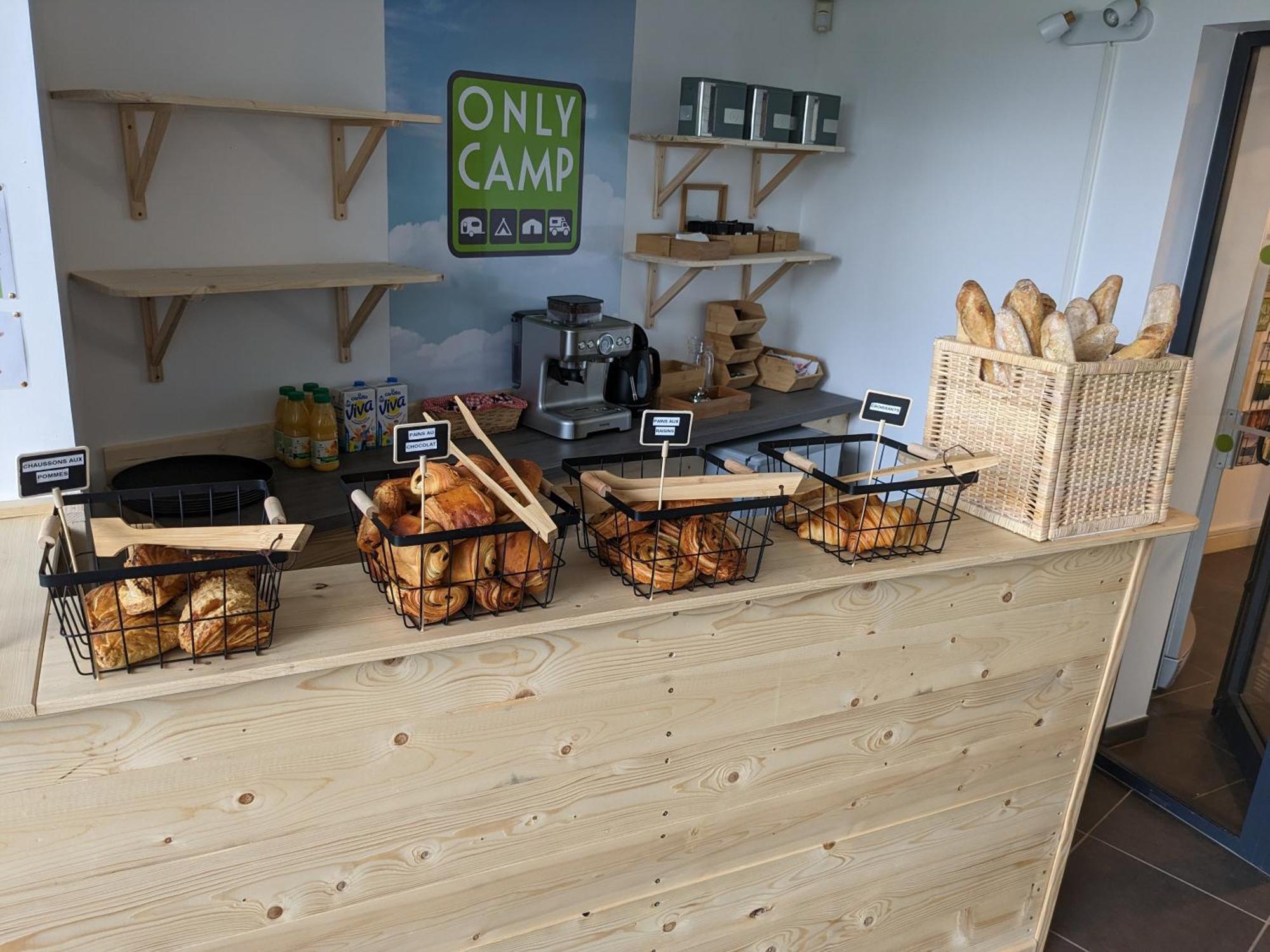 Camping Onlycamp Tours Val De Loire Saint-Avertin Ngoại thất bức ảnh